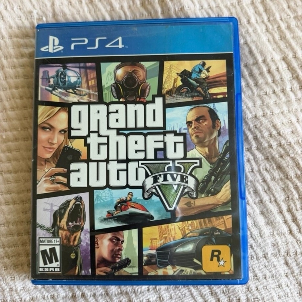 Grand Theft Auto V Premium Edition - PlayStation 4 PS4, 2018 - Complete W/ Map